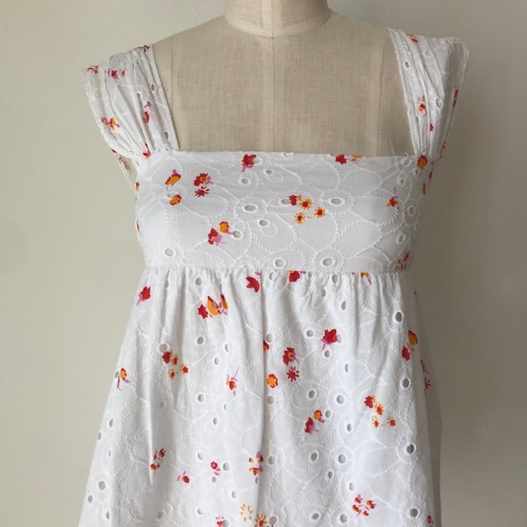 UO Tiana Eyelet Babydoll Romper - Picture 5 of 7